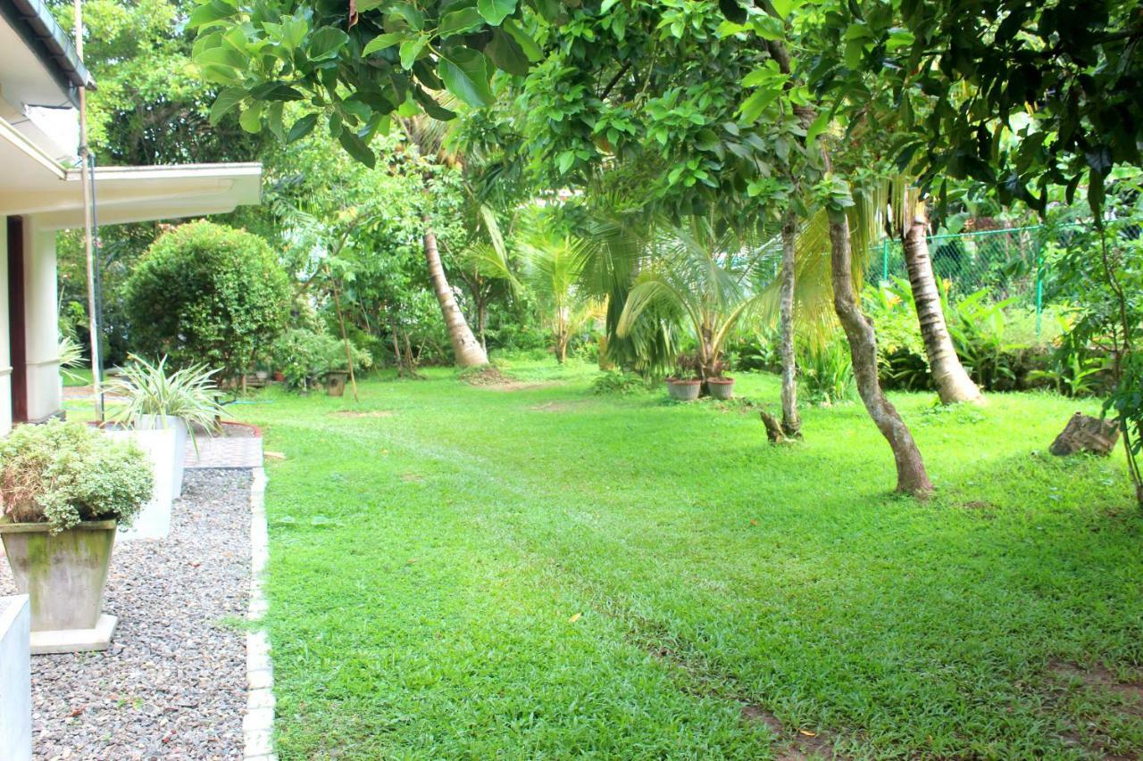 Sawanga Home Stay Weligama Exteriér fotografie